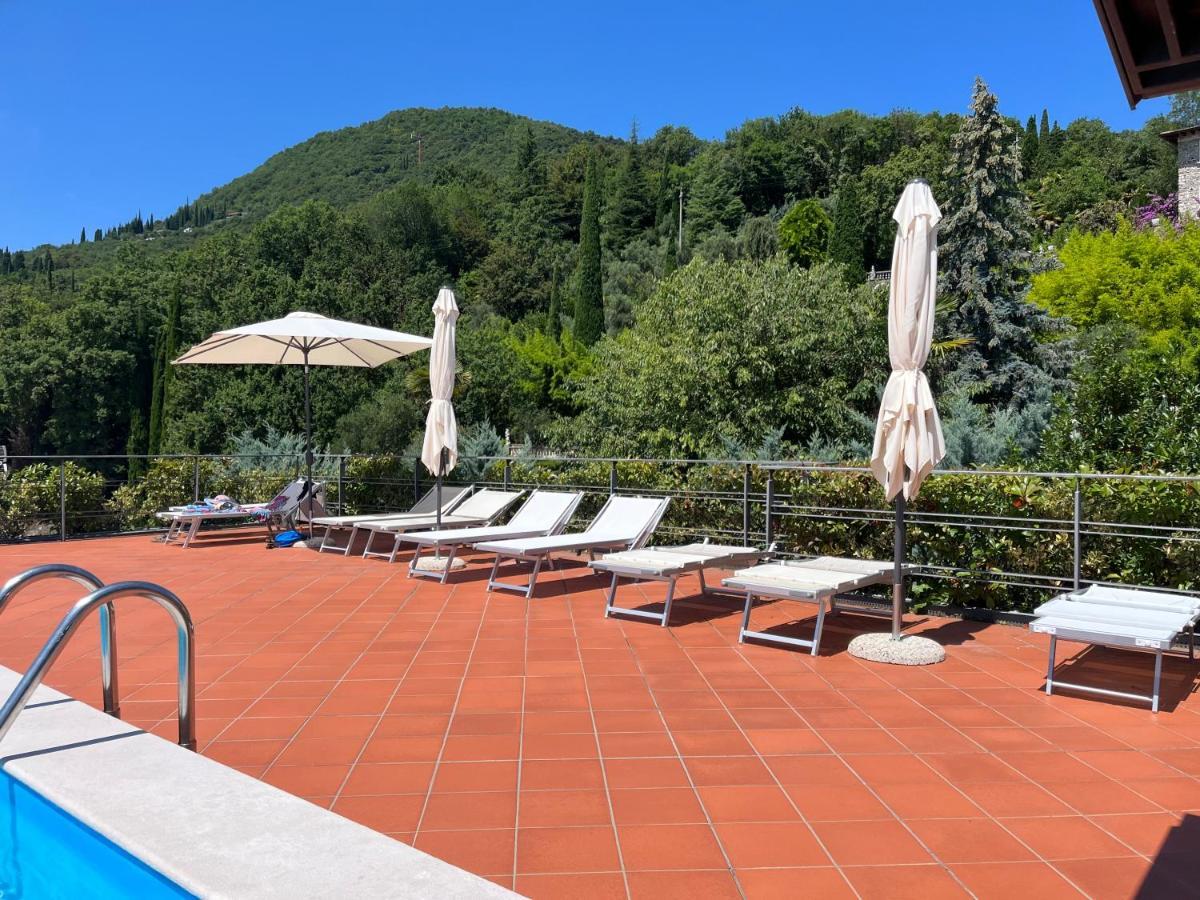 Feli Holiday Home - Panoramic Pool Lake View In Gardone Riviera Exterior photo